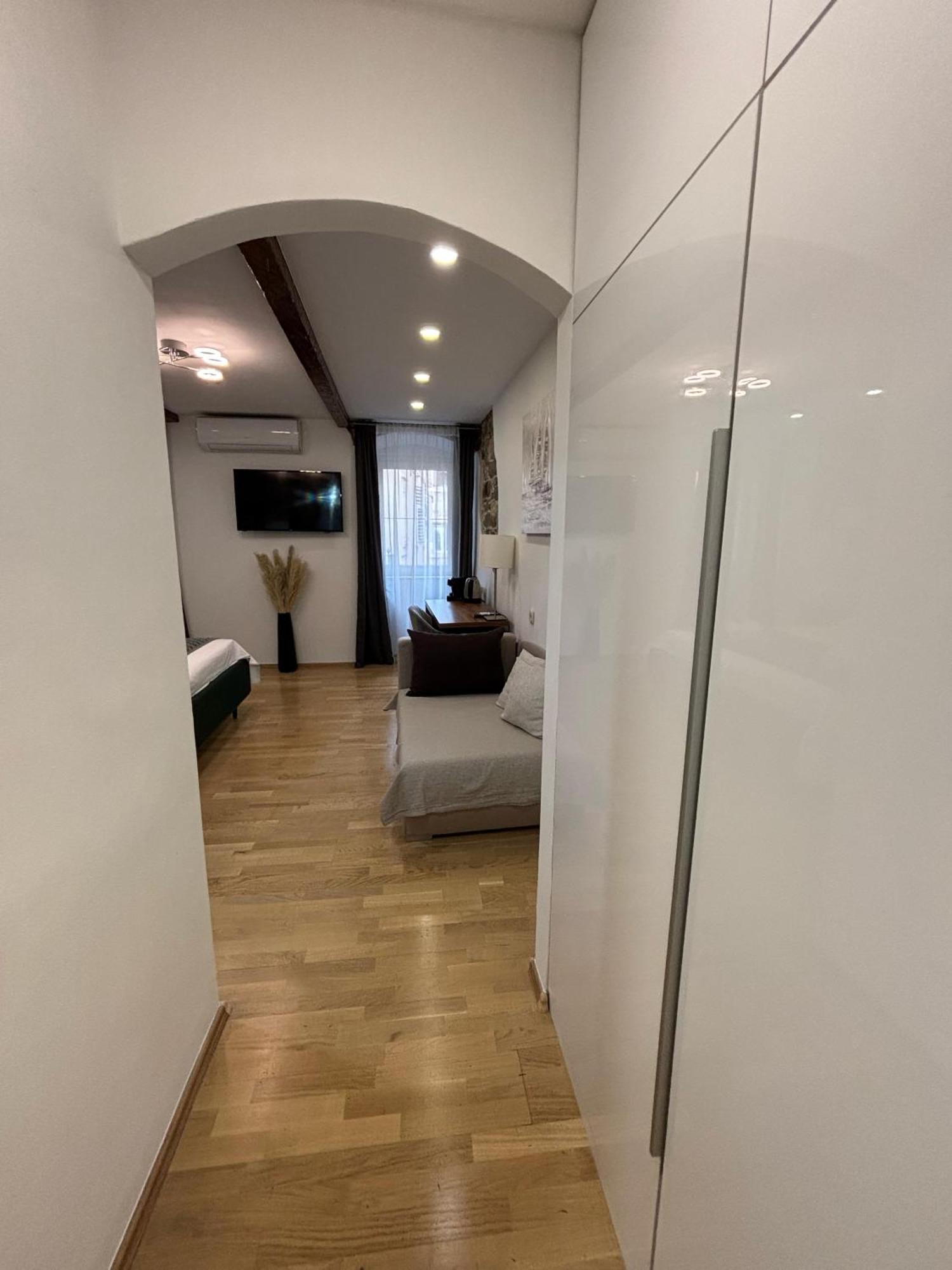 Palace Luxury Room Сплит Экстерьер фото