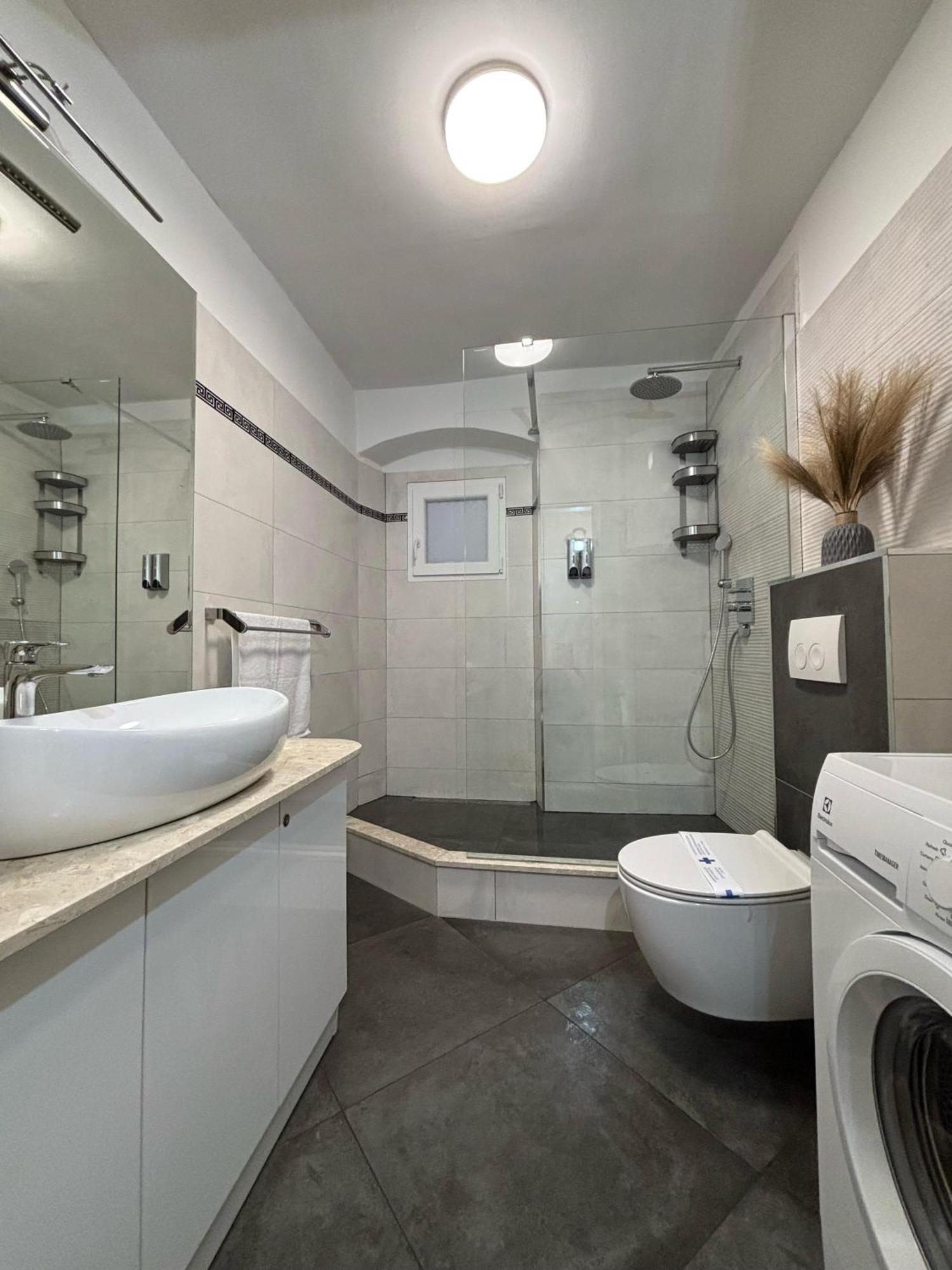 Palace Luxury Room Сплит Экстерьер фото